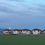 Luna Villa